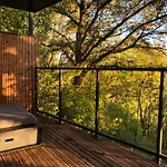 Cimeo 山林小屋