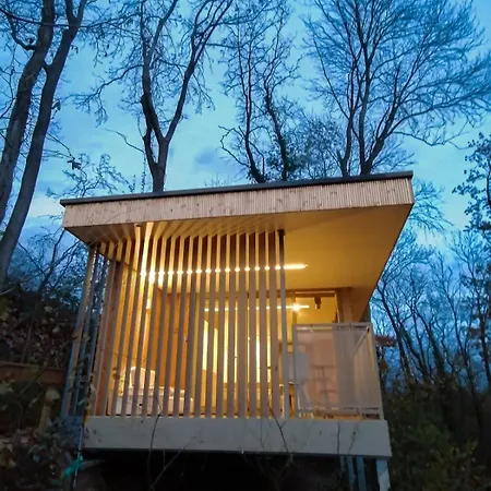 Cimeo 山林小屋