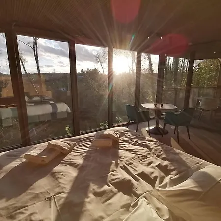 Cimeo 山林小屋